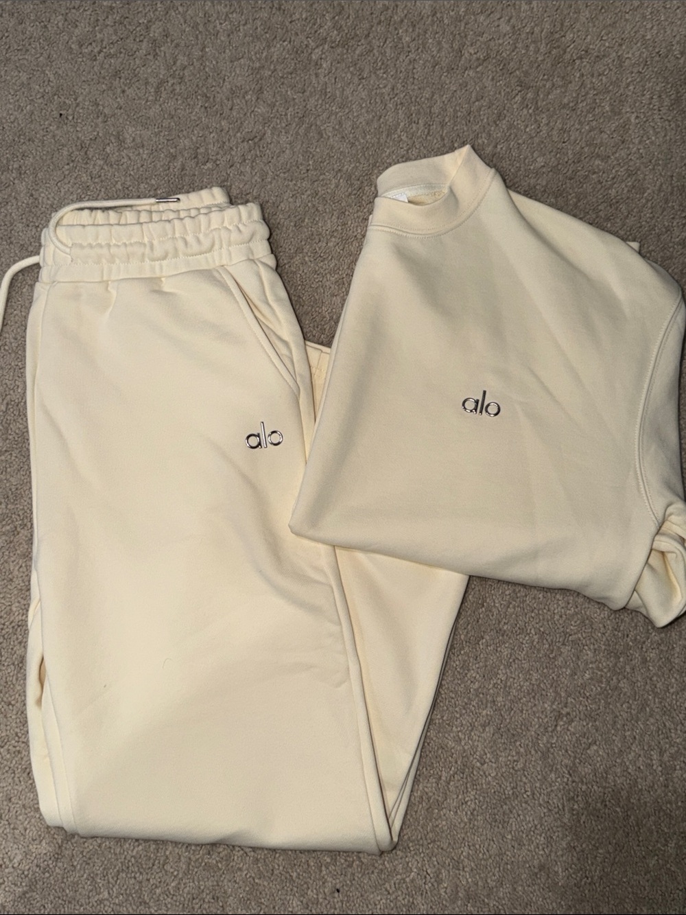 ALO Yoga Men’s Cream Joggers - Soft Neutral Sweatpants